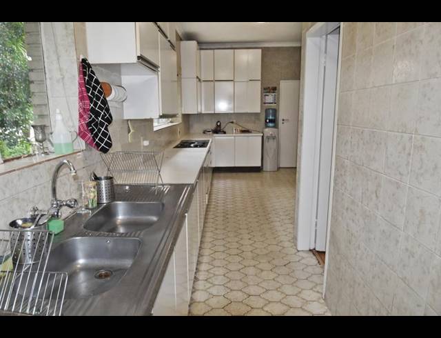 4 BEDROOM HOUSE FOR SALE IN SAVOY ESTATE